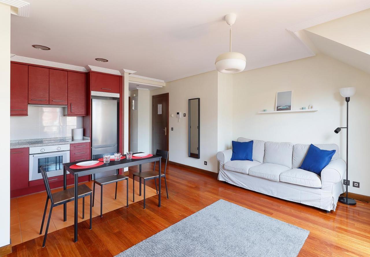 גיחון Atico Con Terraza, Vistas Al Mar Y Parking En Playa De S Lorenzo מראה חיצוני תמונה